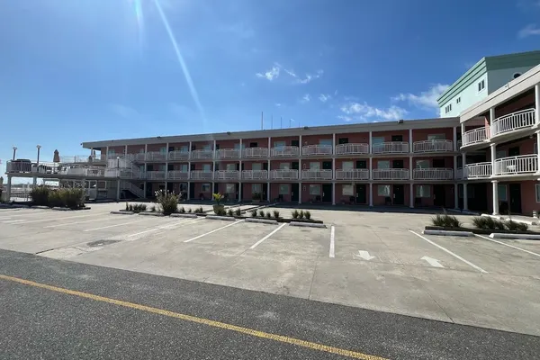 Photo 1 - Coliseum Ocean Resort