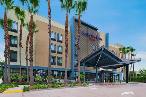 Photo 1 - SpringHill Suites Anaheim Maingate