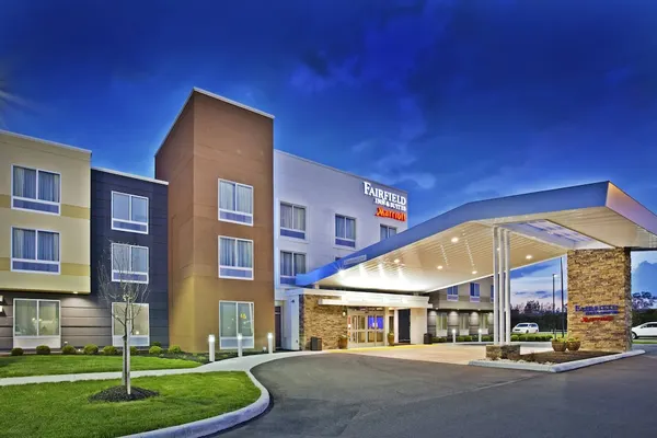 Photo 1 - Fairfield Inn & Suites Jeffersonville I-71