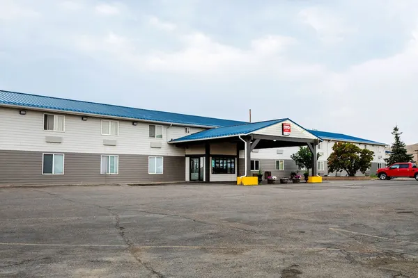 Photo 1 - OYO Hotel Shelby MT Hwy 2 & I-15