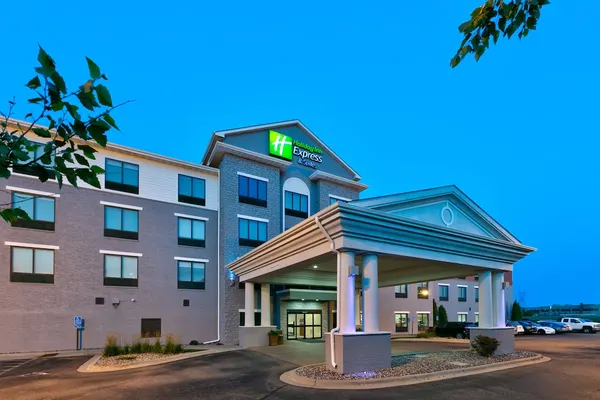 Photo 1 - Holiday Inn Express Hotel & Suites Minneapolis SW - Shakopee, an IHG Hotel