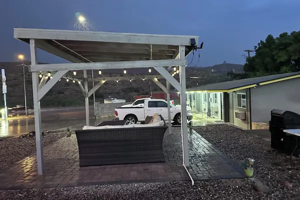 Photo 1 - Belle-Aire Motel