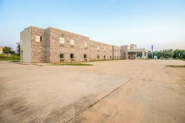 Photo 1 - OYO Hotel Adairsville Calhoun South I-75