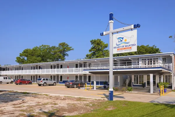 Photo 1 - Heart of Manteo Motor Lodge