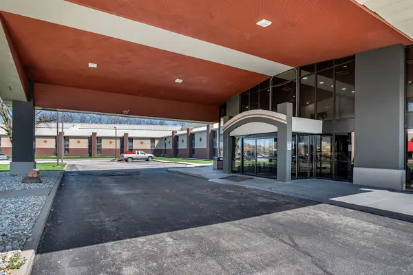 Photo 1 - Suburban Studios Lafayette