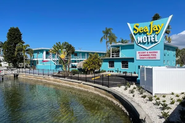 Photo 1 - Sea Jay Motel & Marina