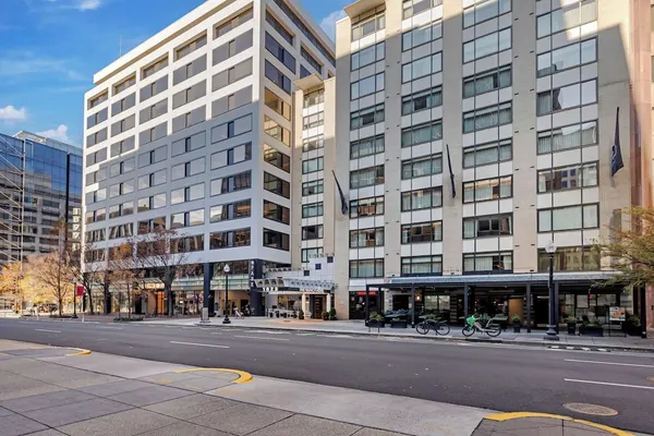 Photo 1 - The Quincy, Ascend Hotel Collection