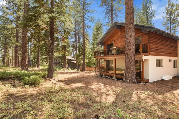 Photo 1 - Tumbleweed Trails Deck & Hot Tub!