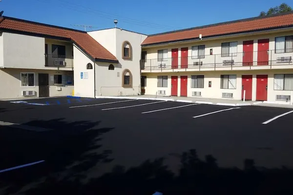 Photo 1 - Royale Inn Motel