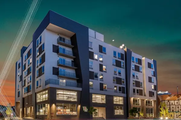 Photo 1 - Vīb Hotel by Best Western Denver RiNo