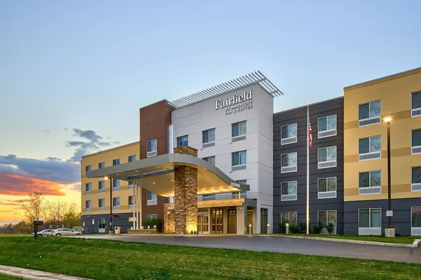 Photo 1 - Fairfield Inn & Suites by Marriott Hagerstown