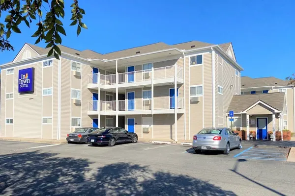 Photo 1 - Intown Suites Extended Stay Valdosta Ga