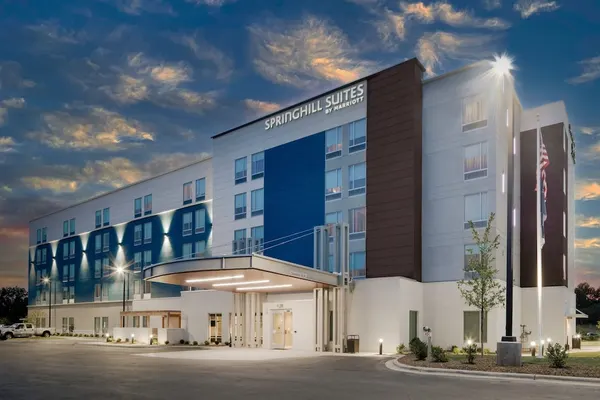 Photo 1 - SpringHill Suites Charlotte Airport Lake Pointe