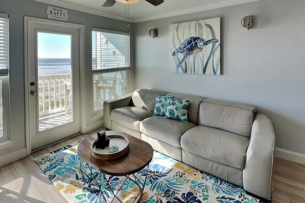 Photo 1 - Parrot Paradise by Ryson Vacation Rentals