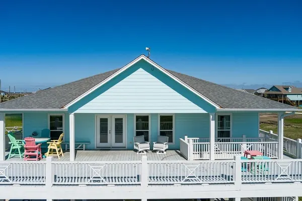 Photo 1 - The Esscape 3 Bedroom Home by RedAwning