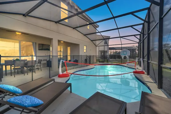 Photo 1 - Magnificent 12bd House Perfect for Family Gatherings, Close to Disney #12st8029