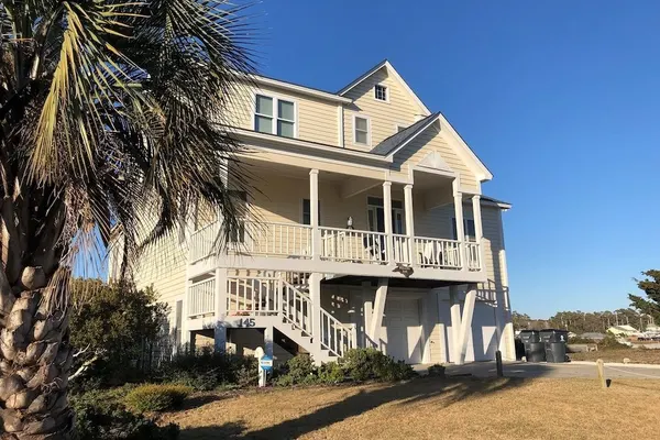 Photo 1 - Brannock R & R 4 Bedroom Home by Redawning