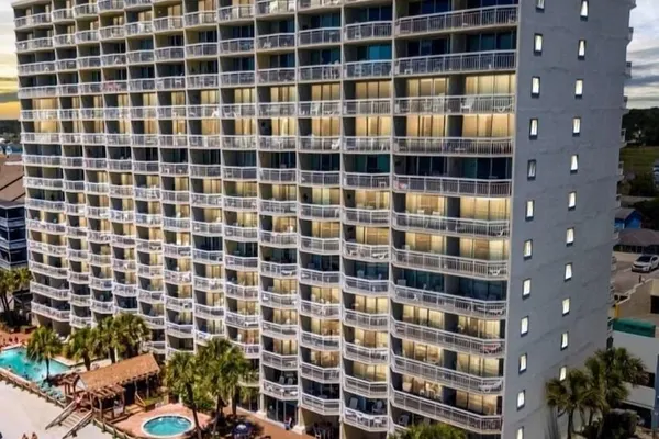 Photo 1 - 1109 Waters Edge Resort 1 Bedroom Condo by RedAwning