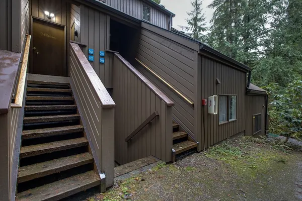 Photo 1 - 73SW - F/P - W/D - Sleeps 6