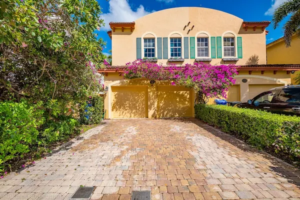 Photo 1 - Las Olas Maison de Ville Near Fort Lauderdale Beach