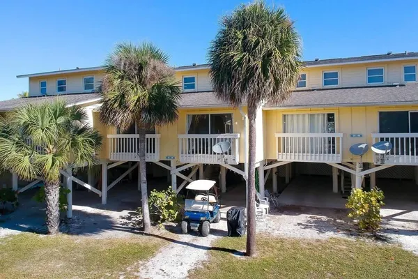 Photo 1 - Bay Breezes At Hideaway Bay! Waterfront, Free Kayaks, Golf Cart 2 Bedroom Condo by Redawning