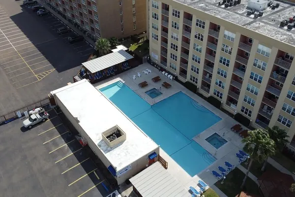 Photo 1 - Private Beach Access Pool & Hot Tub Bbq Pits 1 Bedroom Home by RedAwning