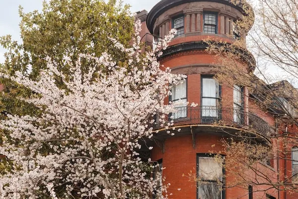 Photo 1 - Dupont Circle Embassy Inn by FOUND