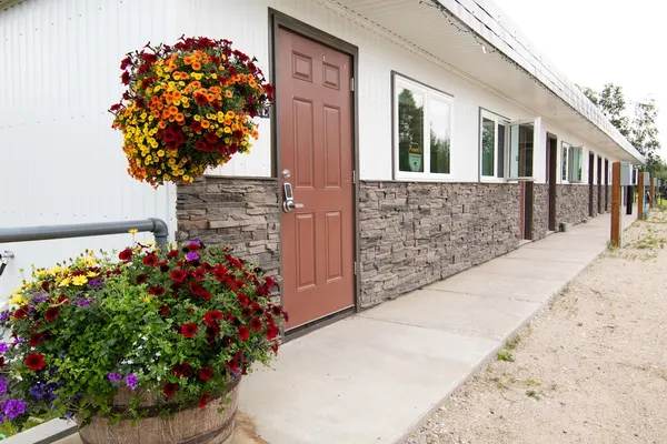 Photo 1 - Alaska Frontier Inn