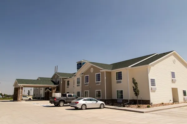 Photo 1 - Cobblestone Inn & Suites - Springfield