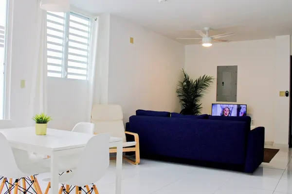 Photo 1 - Arecibo Hotel 2104