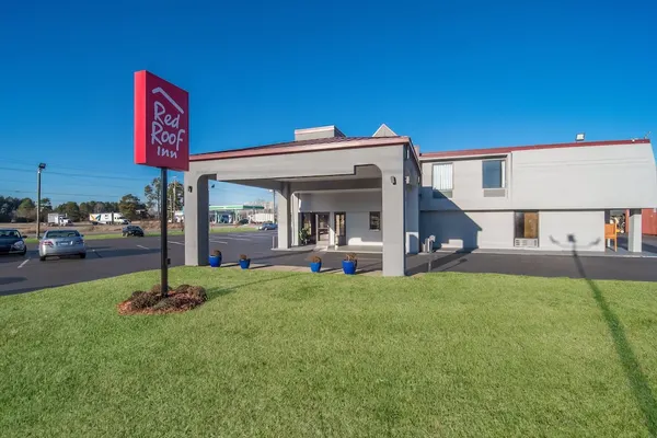 Photo 1 - Red Roof Inn Rocky Mount - Battleboro