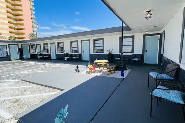 Photo 1 - 1915 Beach Club