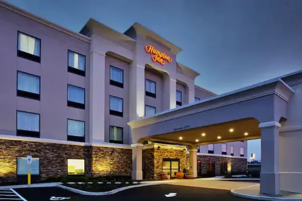 Photo 1 - Hampton Inn Niagara Falls/Blvd