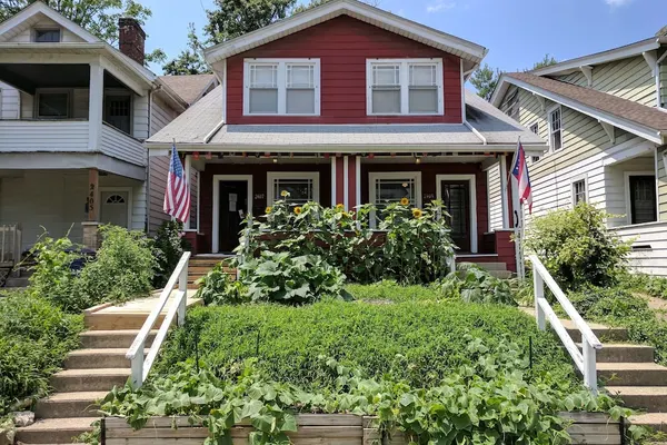 Photo 1 - The Wayfaring Buckeye Hostel