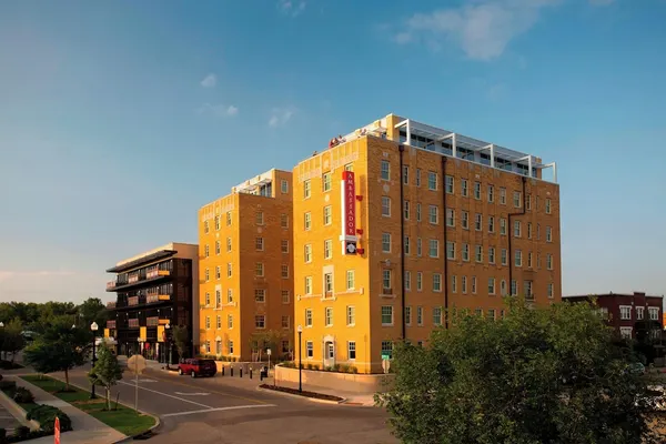 Photo 1 - Ambassador Hotel Oklahoma City, Autograph Collection