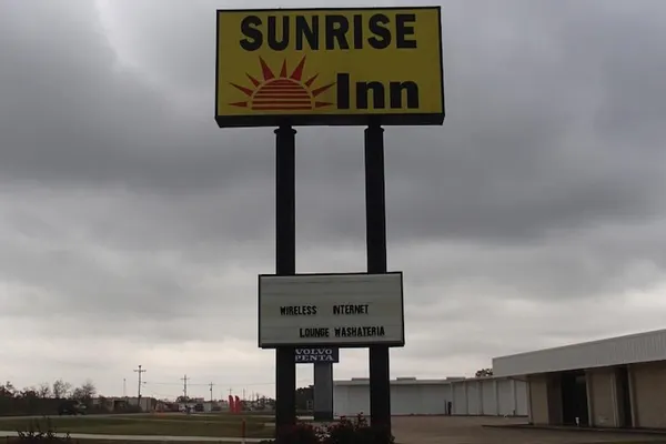 Photo 1 - Sunrise Inn