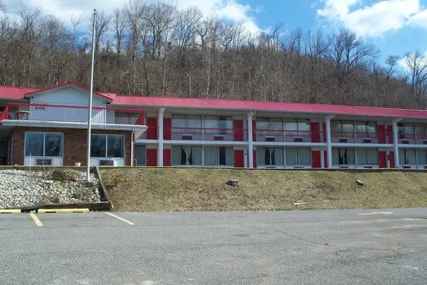 Photo 1 - Rodeway Inn