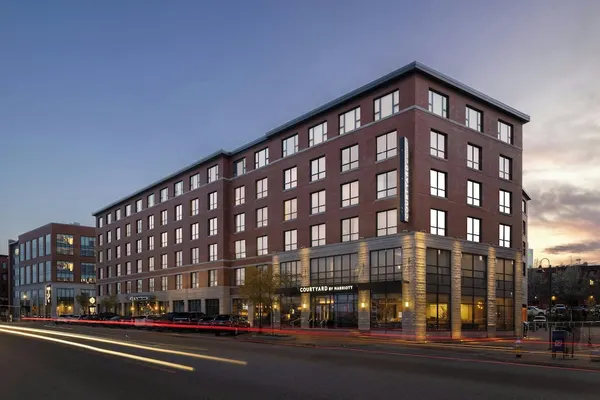 Photo 1 - Courtyard Portland Downtown/Waterfront