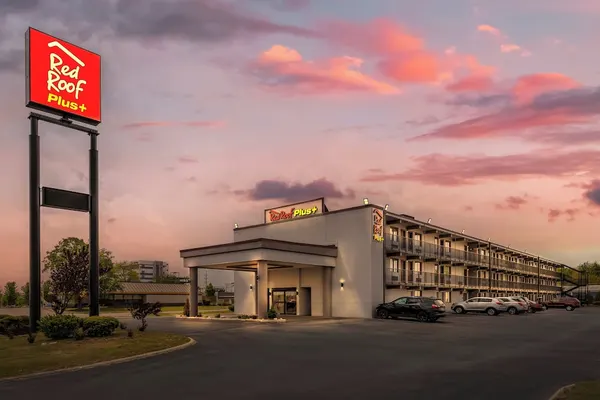 Photo 1 - Red Roof Inn Bourbonnais