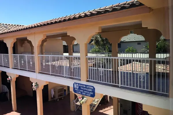 Photo 1 - Starlight Inn Canoga Park