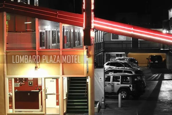 Photo 1 - Lombard Plaza Motel