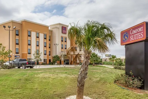 Photo 1 - Comfort Suites Cotulla near I-35