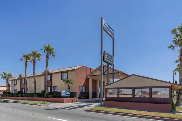 Photo 1 - Best Western Desert Winds