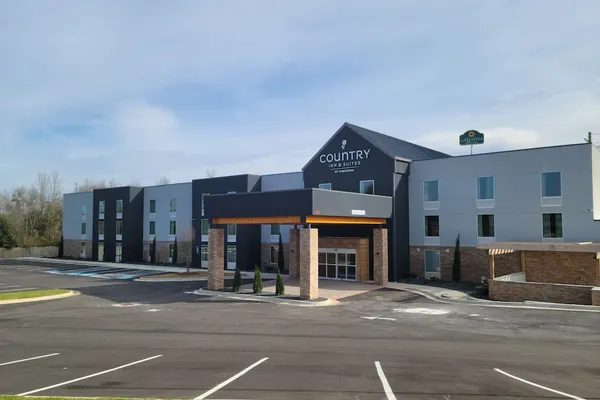 Photo 1 - Country Inn & Suites by Radisson Macon West