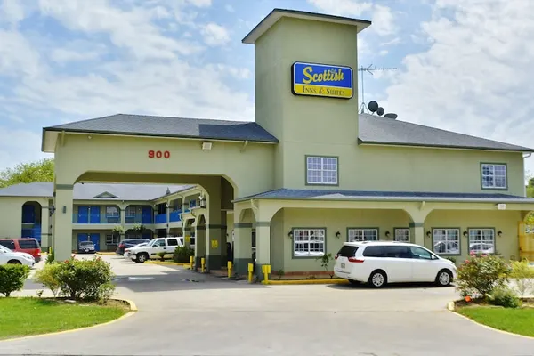 Photo 1 - Scottish Inns and Suites Alvin