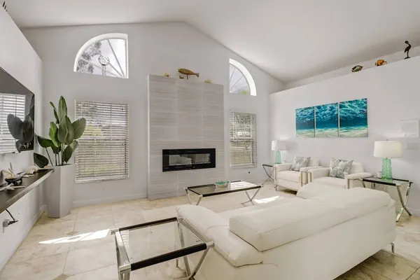 Photo 1 - 2203 Cape Coral Pkwy W