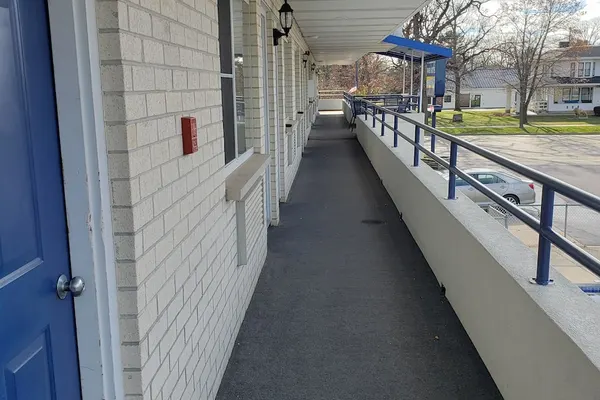 Photo 1 - Dells Park Motel