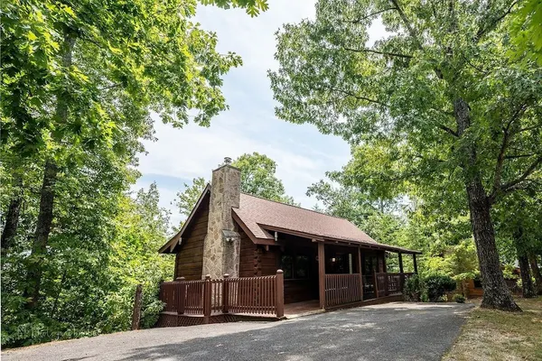 Photo 1 - Bean Pot 1 Bedroom Cabin by RedAwning