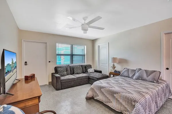 Photo 1 - Hollywood Beach Broadwalk Family Vacation Home