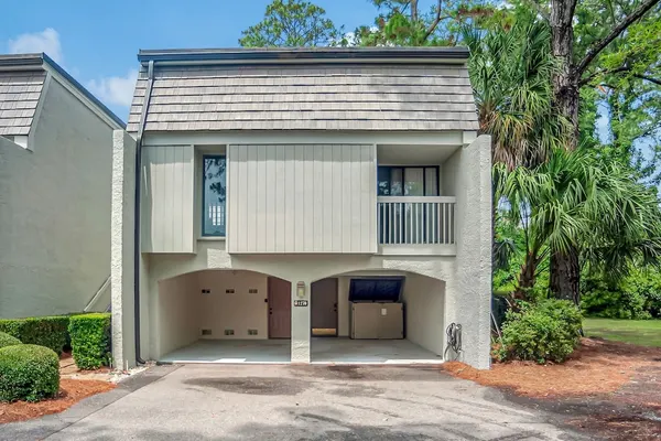 Photo 1 - 1270 Harbour Town Club at The Sea Pines Resort